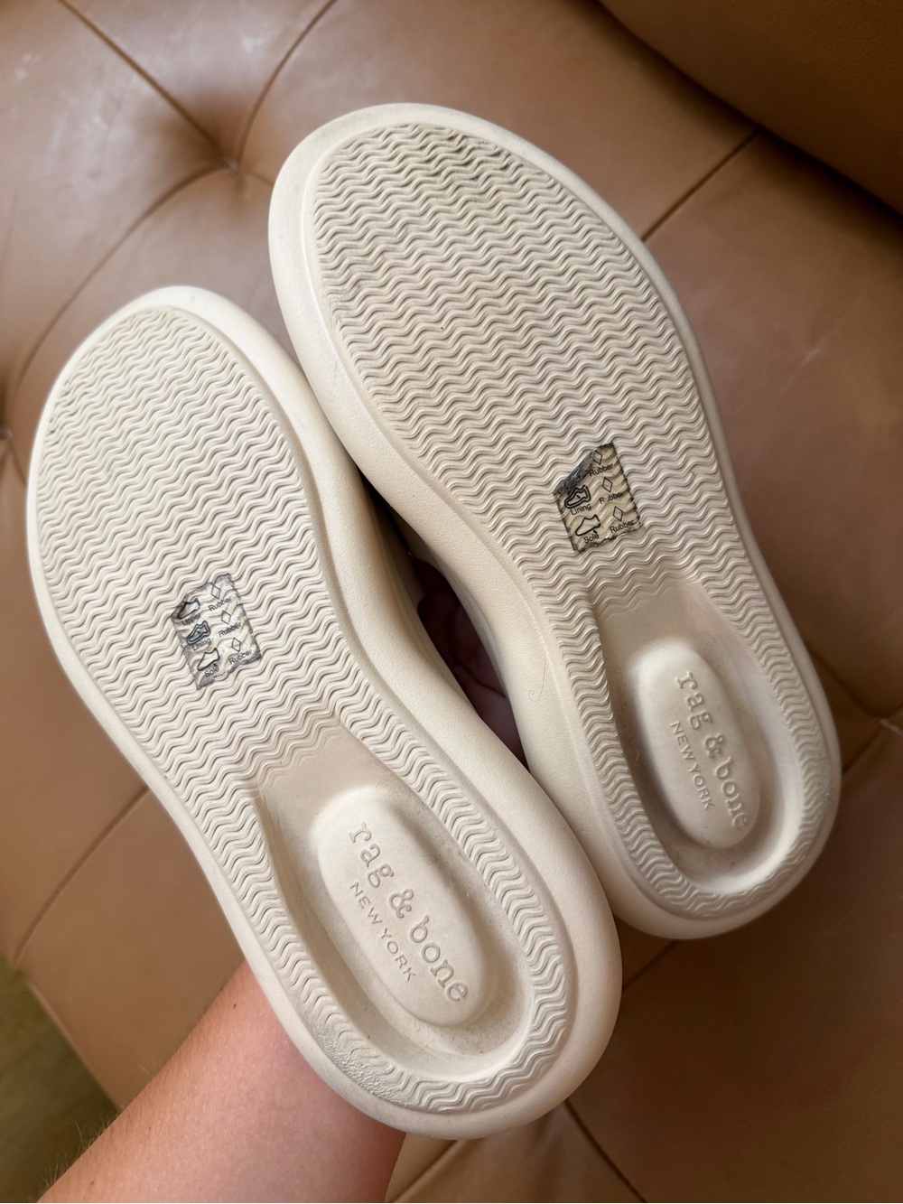 Brixley Rubber Slide Flatform Sandals - Picture 4 of 6